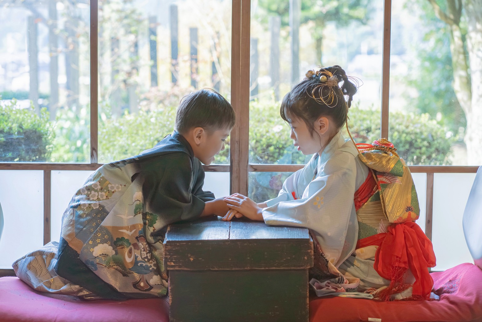 【３０００円分のランチ券プレゼント】irophotoが写す、花と歴史の物語。HIORICOYAとgentenで叶える「七五三後撮り撮影会」サンプル